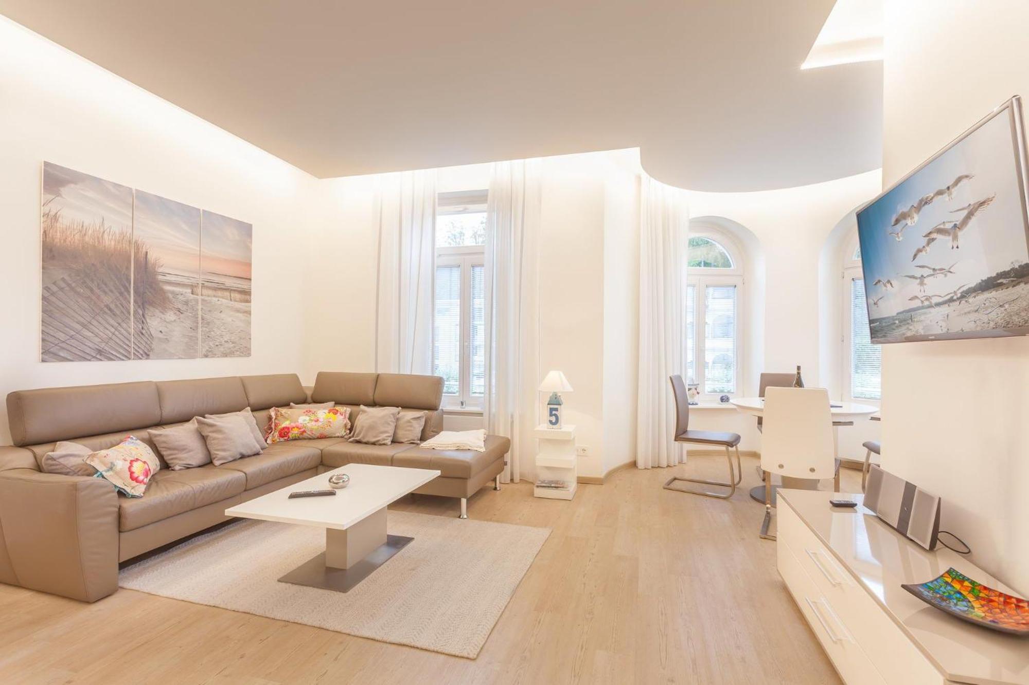 Villa Odin Yachtclub Sellin Kültér fotó