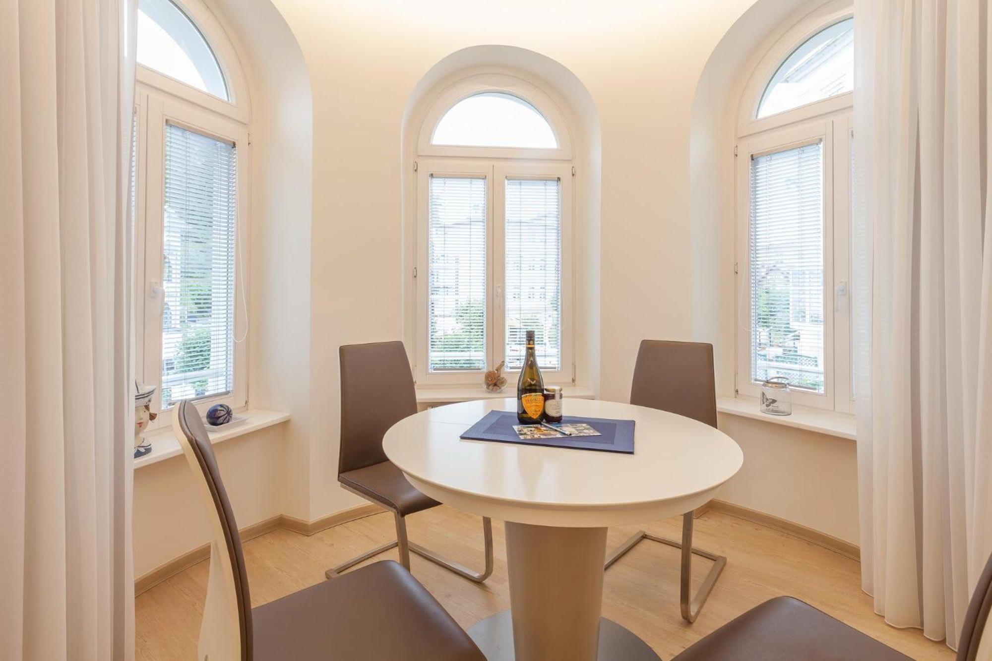 Villa Odin Yachtclub Sellin Kültér fotó